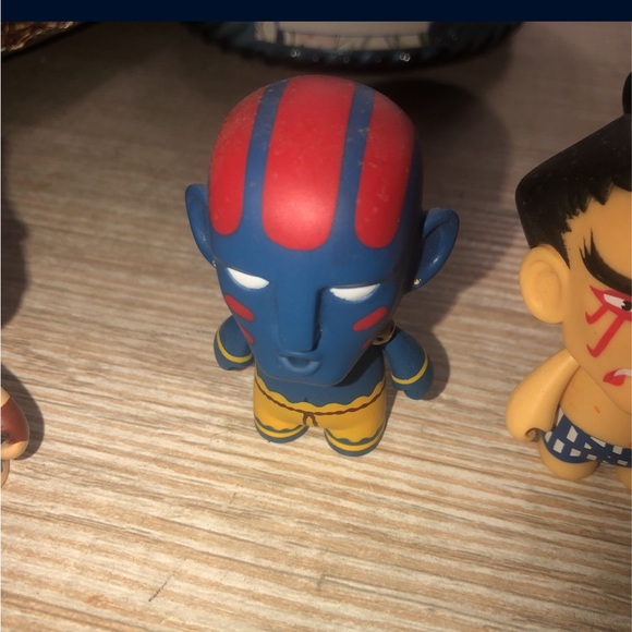 Street fighter mini Funko collectibles open out the bag - Picture 4 of 7